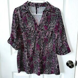 Cathy three-quarter length sleeve blouse size M
